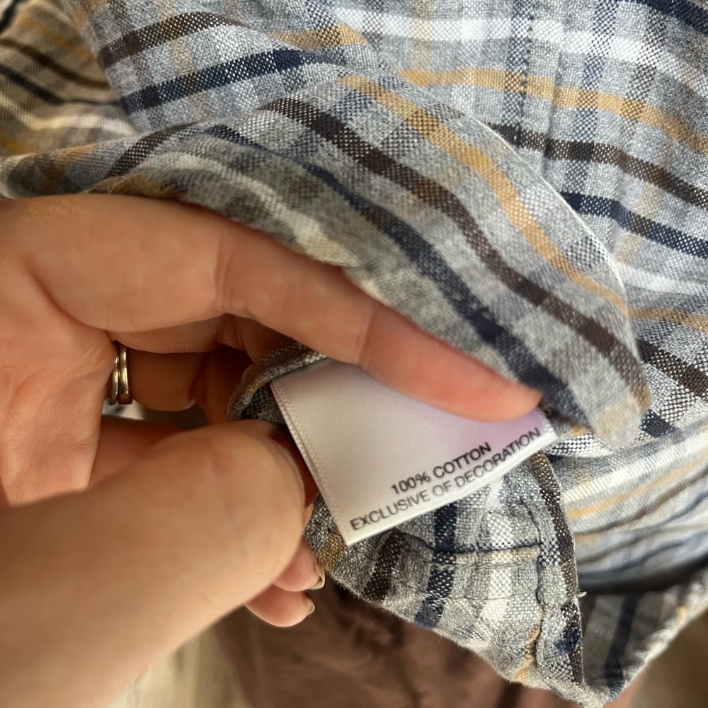Cremieux classics medium COTTON button down - Picture 7 of 9